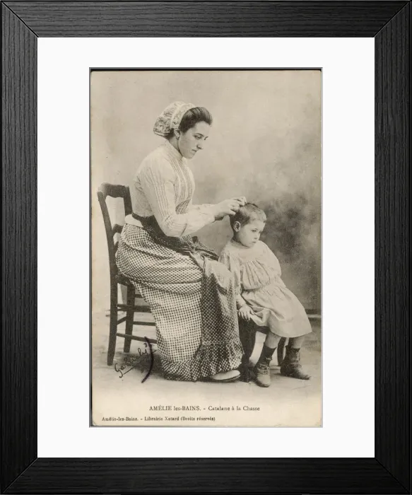 Framed Print : NIT-PICKING, CATALONIA Framed Print : NIT-PICKING, CATALONIA