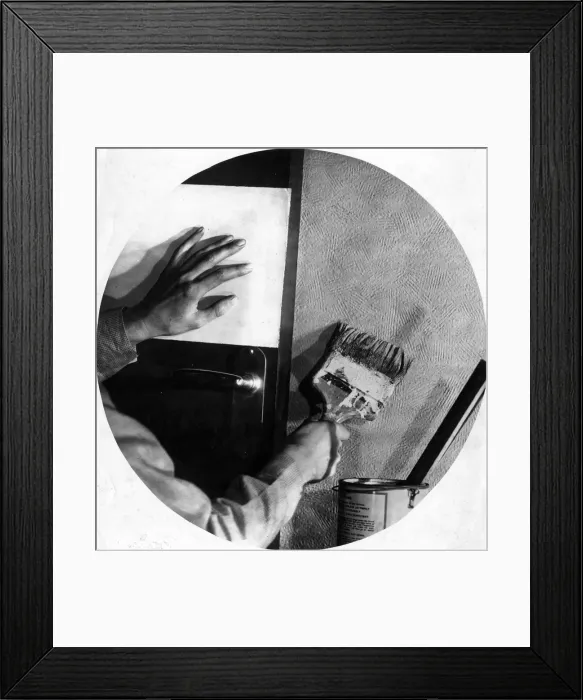 Framed Print : DIY / PAINTING A WALL Framed Print : DIY / PAINTING A WALL