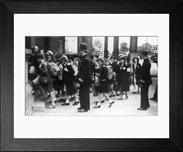 Framed Print : EVACUEES AT CATFORD Framed Print : EVACUEES AT CATFORD