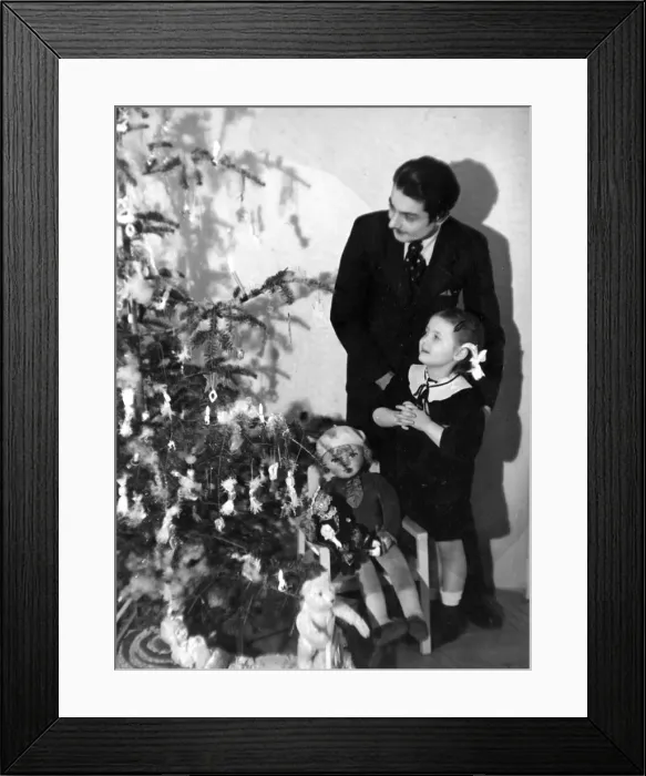 Framed Print : CHRISTMAS TREE & GIRL CHRISTMAS TREE & GIRL Framed Print : CHRISTMAS TREE & GIRL CHRISTMAS TREE & GIRL