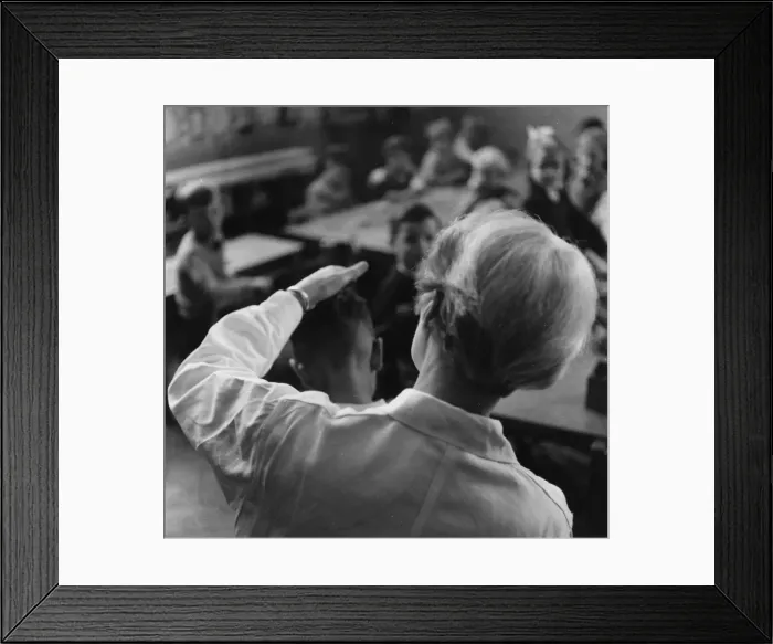 Framed Print : WEIGHING A PUPIL Framed Print : WEIGHING A PUPIL