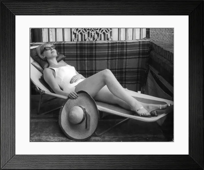 Framed Print : 60S SUNBATHER Framed Print : 60S SUNBATHER