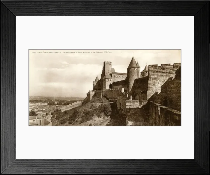 Framed Print : CARCASSONNE / BATTLEMENTS Framed Print : CARCASSONNE / BATTLEMENTS