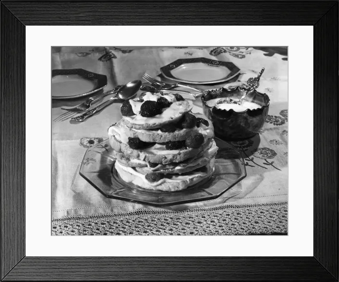 Framed Print : STRAWBERRY SHORTCAKE Framed Print : STRAWBERRY SHORTCAKE