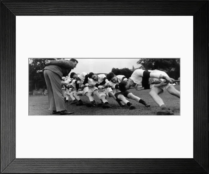 Framed Print : TUG-OF-WAR / POLICEMEN Framed Print : TUG-OF-WAR / POLICEMEN