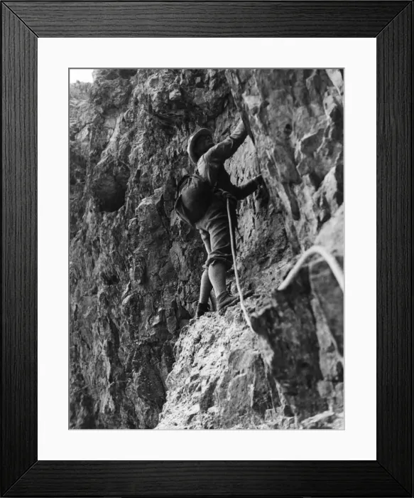 Framed Print : CLIMBER ON ROCKFACE Framed Print : CLIMBER ON ROCKFACE