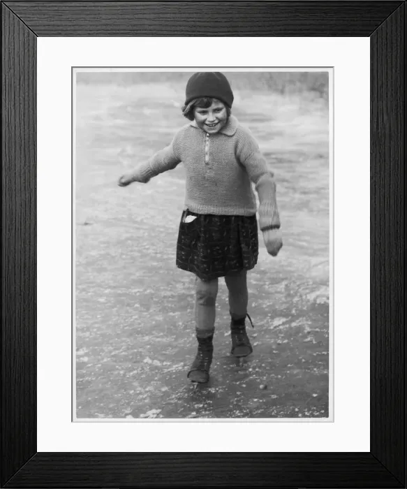 Framed Print : ICE SKATING GIRL 1930S Framed Print : ICE SKATING GIRL 1930S