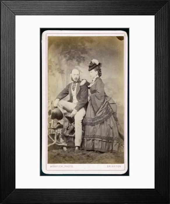 Framed Print : HUSBAND / WIFE / BRIGHTON Framed Print : HUSBAND / WIFE / BRIGHTON