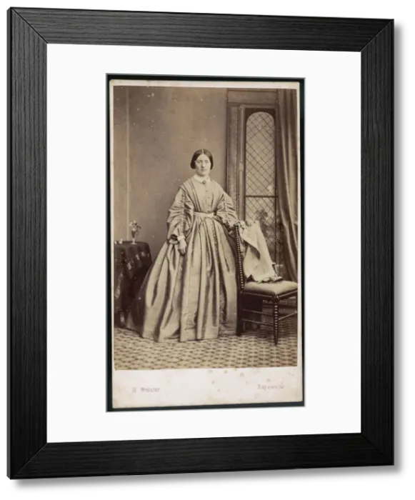 Framed Print : FEMALE TYPE / BAYSWATER Framed Print : FEMALE TYPE / BAYSWATER