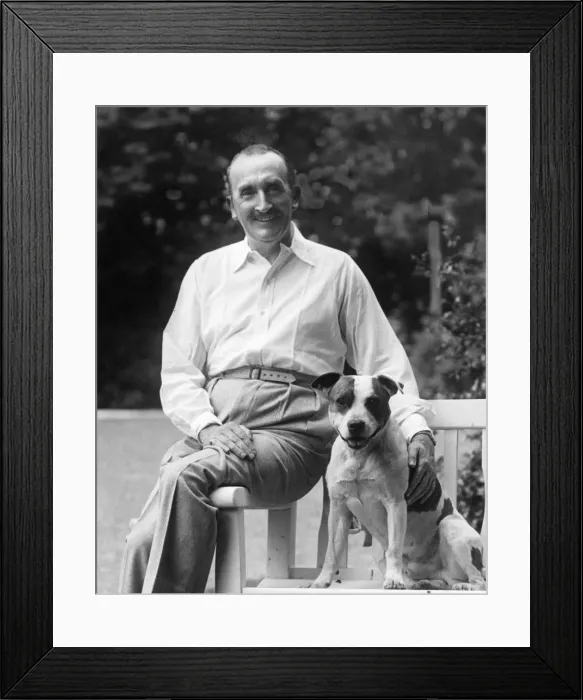 Framed Print : FALL / STAFFORDSHIRE / OWNER Framed Print : FALL / STAFFORDSHIRE / OWNER