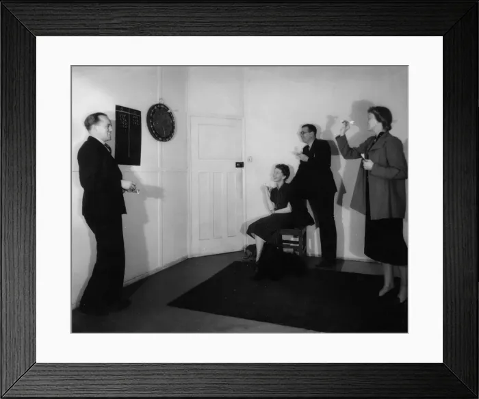 Framed Print : DARTS IN THE HOME / C1940 Framed Print : DARTS IN THE HOME / C1940