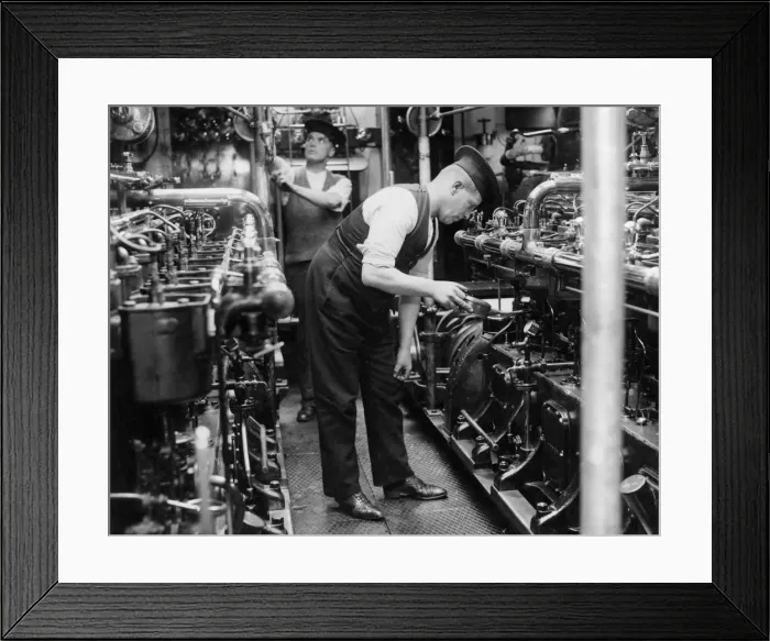 Framed Print : THAMES FIRE FIGHTERS Framed Print : THAMES FIRE FIGHTERS