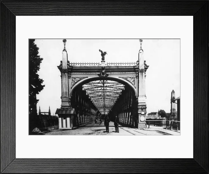 Framed Print : STRASBOURG BRIDGE 1930S Framed Print : STRASBOURG BRIDGE 1930S