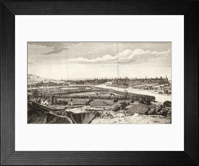 Framed Print : PARIS FROM CHAILLOT Framed Print : PARIS FROM CHAILLOT