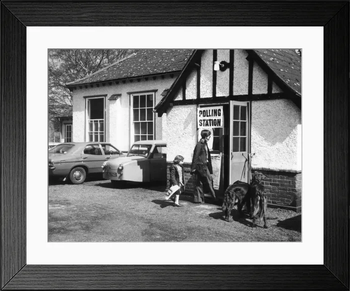 Framed Print : POLLING STATION 1978 Framed Print : POLLING STATION 1978