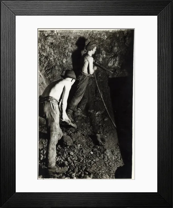Framed Print : MINERS AT COAL FACE Framed Print : MINERS AT COAL FACE