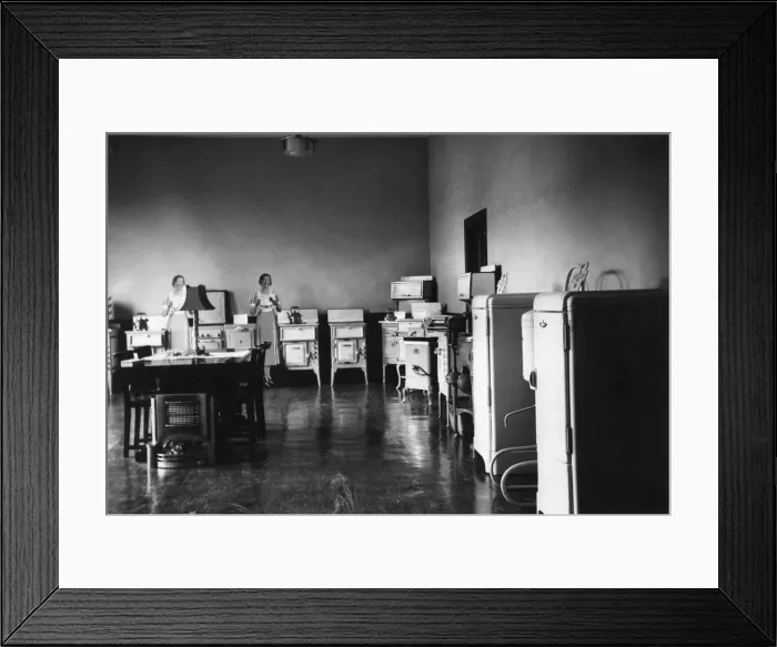 Framed Print : ELECTRIC COOKER SHOWROOM Framed Print : ELECTRIC COOKER SHOWROOM