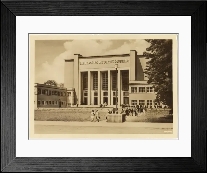 Framed Print : HYGIENE MUSEUM DRESDEN Framed Print : HYGIENE MUSEUM DRESDEN