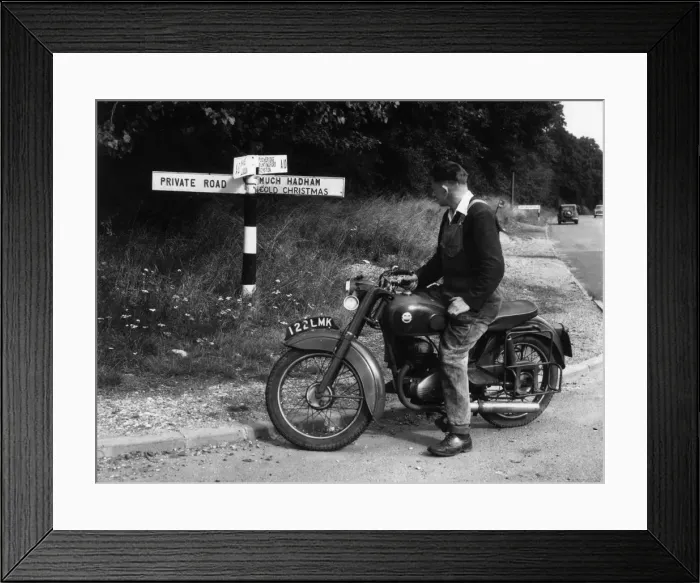 Framed Print : COMICAL ROAD SIGN Framed Print : COMICAL ROAD SIGN