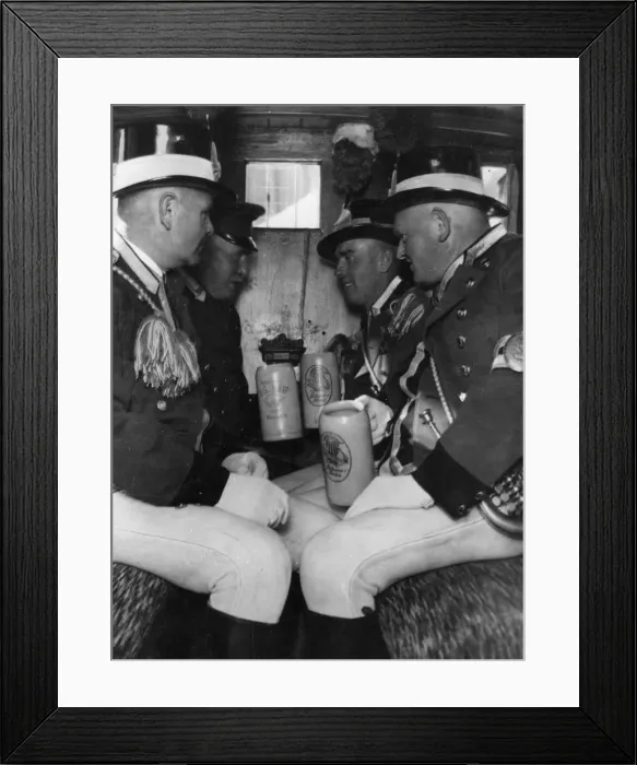 Framed Print : GERMAN BEER DRINKERS Framed Print : GERMAN BEER DRINKERS