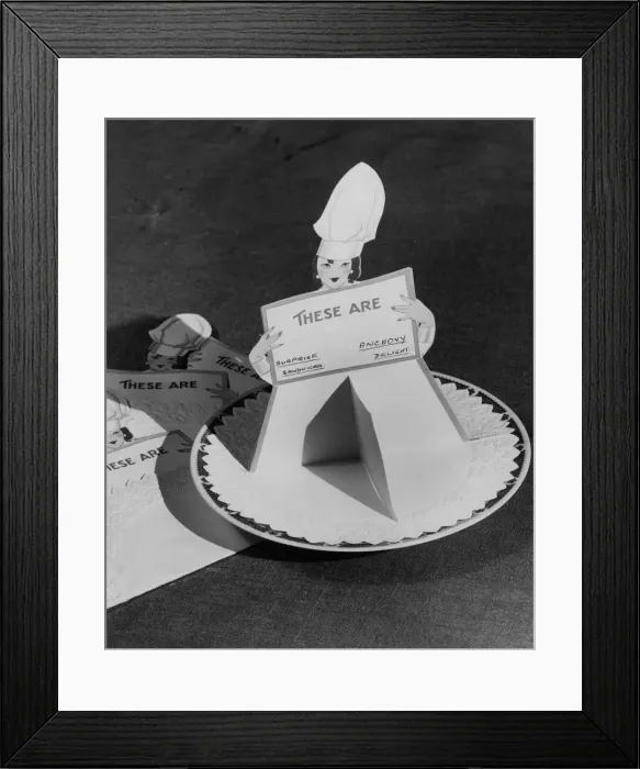 Framed Print : INVISIBLE SANDWICHES Framed Print : INVISIBLE SANDWICHES