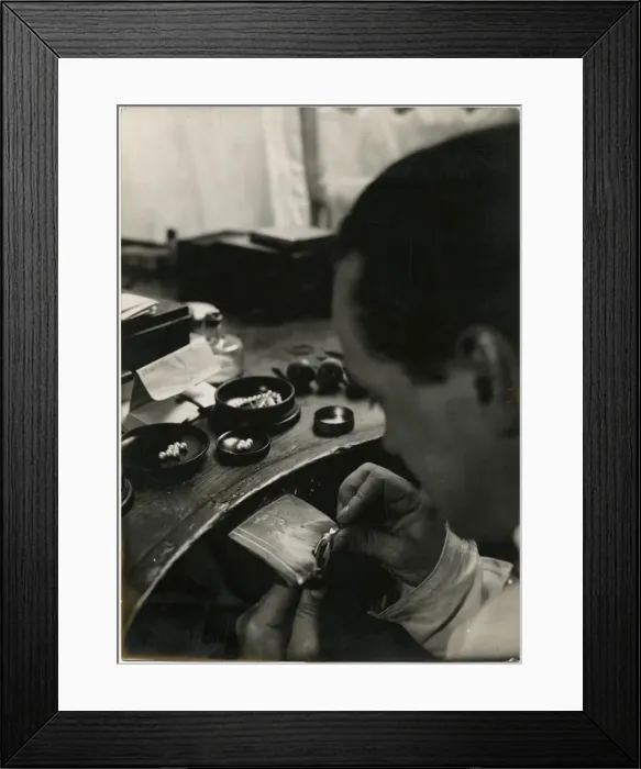 Framed Print : EXAMINING PEARLS 1930S Framed Print : EXAMINING PEARLS 1930S
