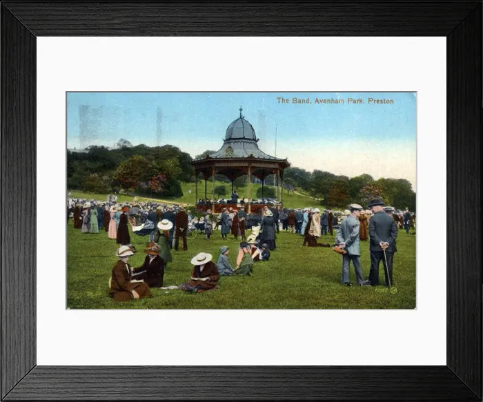Framed Print : Avenham Park, Preston, Lancashire Framed Print : Avenham Park, Preston, Lancashire