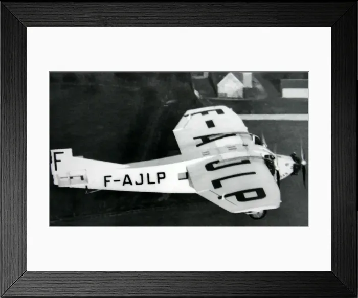 Framed Print : Farman F 301 (side view) aloft Framed Print : Farman F 301 (side view) aloft