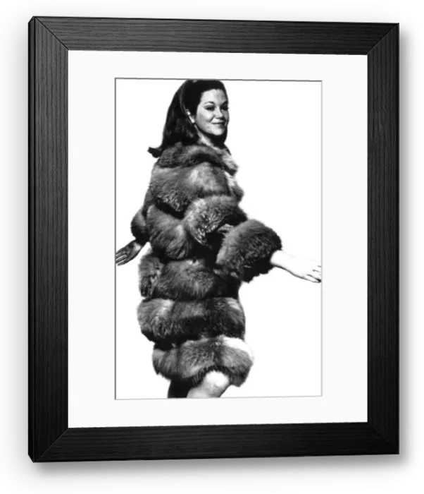 Framed Print : London Life Framed Print : London Life