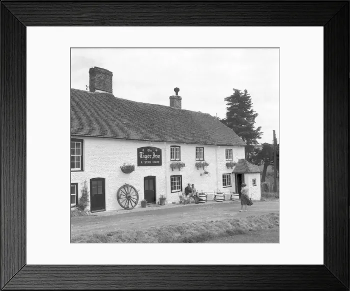 : The Tiger Inn, East Dean, East Sussex : The Tiger Inn, East Dean, East Sussex