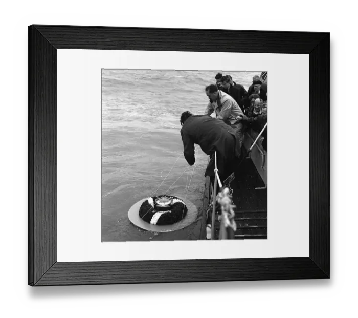 : Sunderland memorial service, Eastbourne, Sussex : Sunderland memorial service, Eastbourne, Sussex