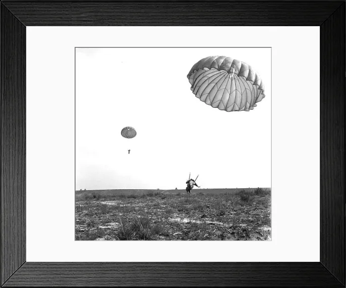 : 16th Parachute Brigade training : 16th Parachute Brigade training