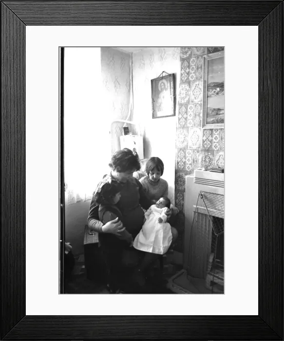 Framed Print : Roman Catholic family, Belfast, Northern Ireland Framed Print : Roman Catholic family, Belfast, Northern Ireland