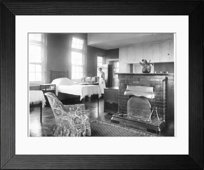 Framed Print : A small private ward Framed Print : A small private ward