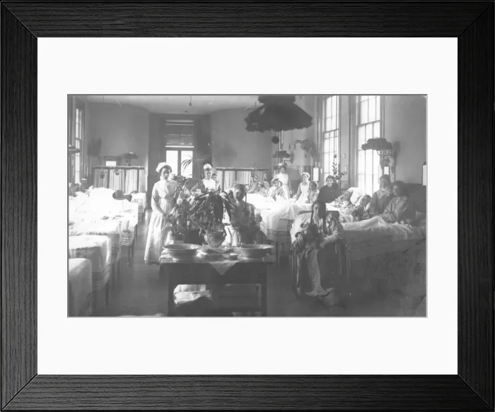Framed Print : Nurses and patients in female ward Framed Print : Nurses and patients in female ward