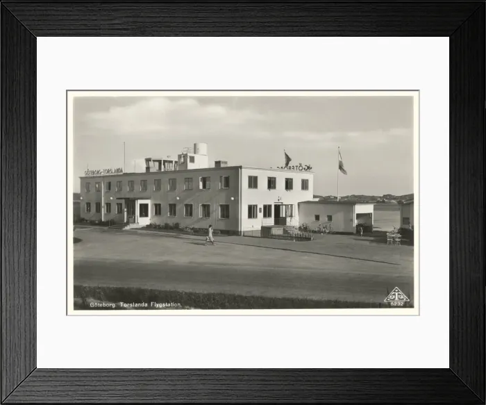 Framed Print : Gothenburg Airport, Sweden - Terminal Building Framed Print : Gothenburg Airport, Sweden - Terminal Building