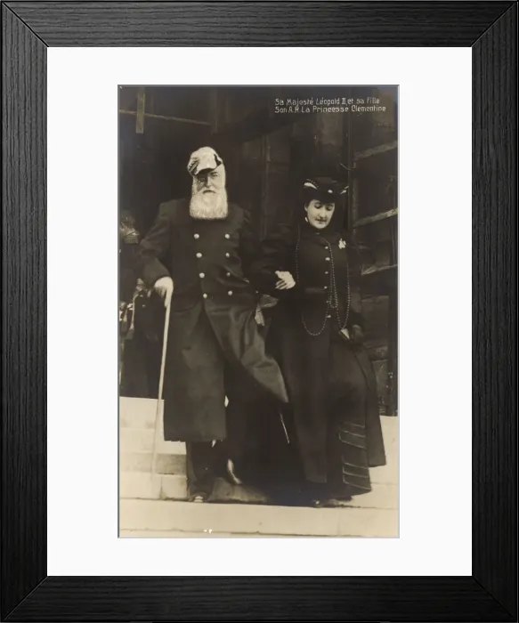 Framed Print : Leopold II with his daughter Princess Clementine Framed Print : Leopold II with his daughter Princess Clementine