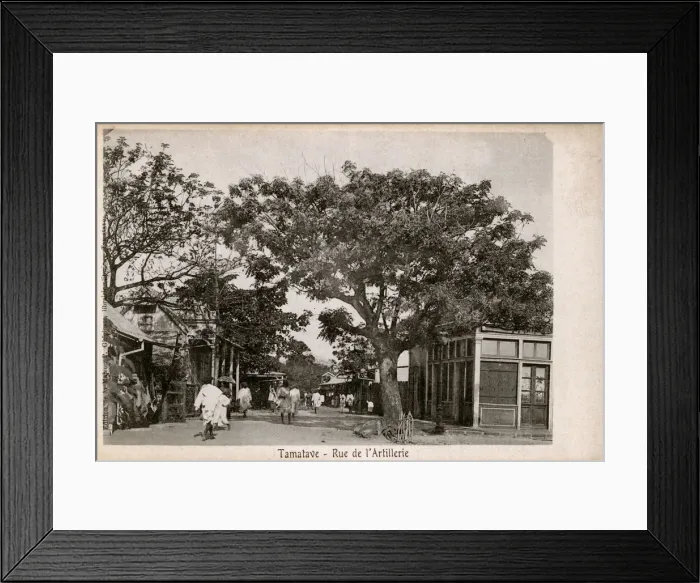 Framed Print : Madagascar - Tuamasina (Tamatave) - Rue de lArtillerie Framed Print : Madagascar - Tuamasina (Tamatave) - Rue de lArtillerie