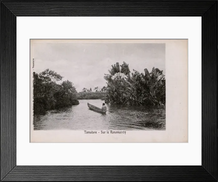 Framed Print : Madagascar - Tuamasina (Tamatave) - Canoe on the Ranomainty Framed Print : Madagascar - Tuamasina (Tamatave) - Canoe on the Ranomainty