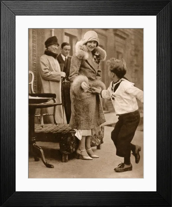 Framed Print : Young boy flees from the Duchess of York Framed Print : Young boy flees from the Duchess of York