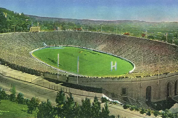 Memorial Stadium. Berkeley. Date: 1923