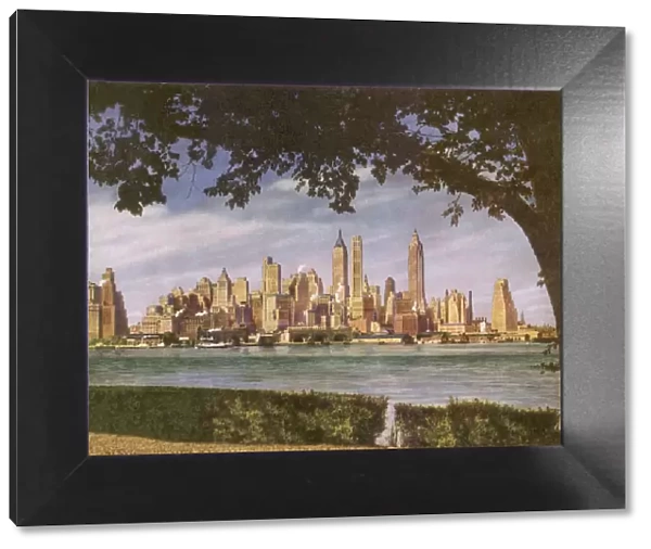 Manhattan Skyline Date: 1947
