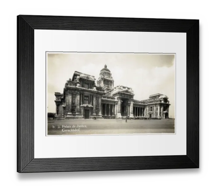 Framed Print : The Palace of Justice of Brussels on the Place Poelaert - Poelaertplein in the Marolles Framed Print : The Palace of Justice of Brussels on the Place Poelaert - Poelaertplein in the Marolles