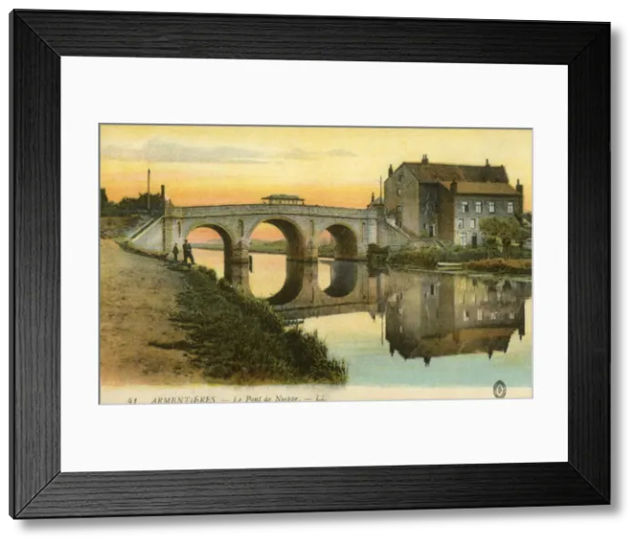 Framed Print : Armentieres - Le Pont de Nieppe. During World War I, in April 1918 Framed Print : Armentieres - Le Pont de Nieppe. During World War I, in April 1918