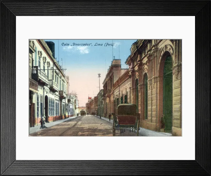 Framed Print : Calle Divoriciadas, LIma, Peru Framed Print : Calle Divoriciadas, LIma, Peru