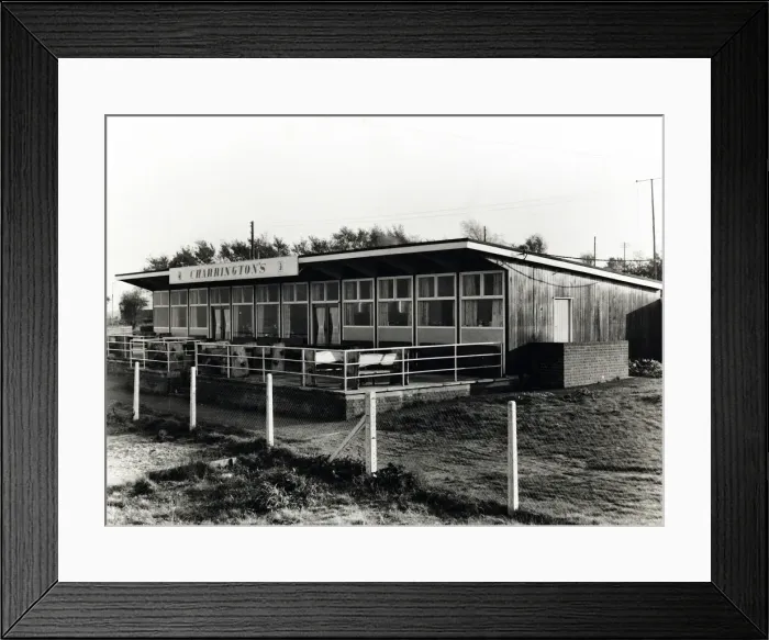 Framed Print : All Hallows Club PH, All Hallows on Sea, Dorset Framed Print : All Hallows Club PH, All Hallows on Sea, Dorset