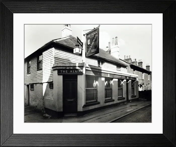 Framed Print : Photograph of Alma PH, Tunbridge Wells, Kent Framed Print : Photograph of Alma PH, Tunbridge Wells, Kent