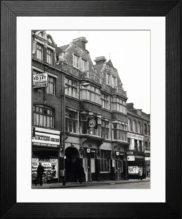 Framed Print : Photograph of Angel PH, Ilford (Old), Essex Framed Print : Photograph of Angel PH, Ilford (Old), Essex