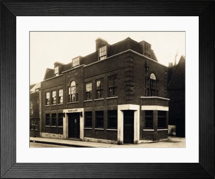 Framed Print : Photograph of Angel PH, Highgate, London Framed Print : Photograph of Angel PH, Highgate, London
