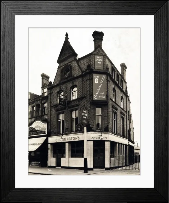 Framed Print : Photograph of Angel Inn, Tooting, London Framed Print : Photograph of Angel Inn, Tooting, London